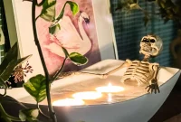 Skeleton Soaker Halloween Glow