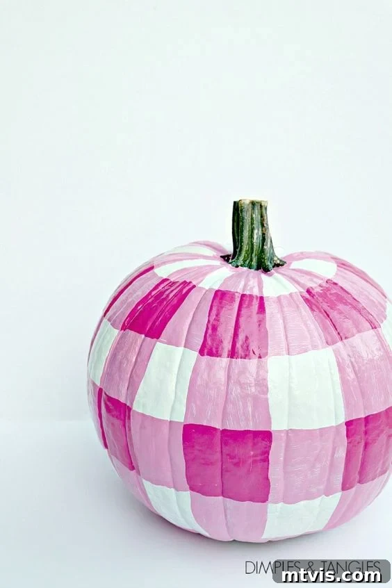 Smart No-Carve Pumpkin Decorating Ideas 3 no carve gingham painted pumpkin