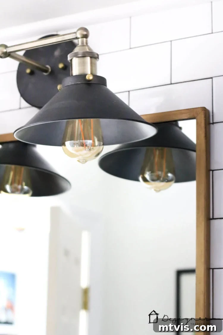Instant Gold Finish Using Rub N Buff 8 Rub N Buff makes high-end finishes possible on a tiny budget. This DIY faux gold finish took me about 10 minutes!