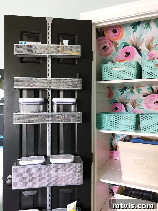 The Psychology of Letting Go: Navigating Emotions While Decluttering 4 linen closet organization