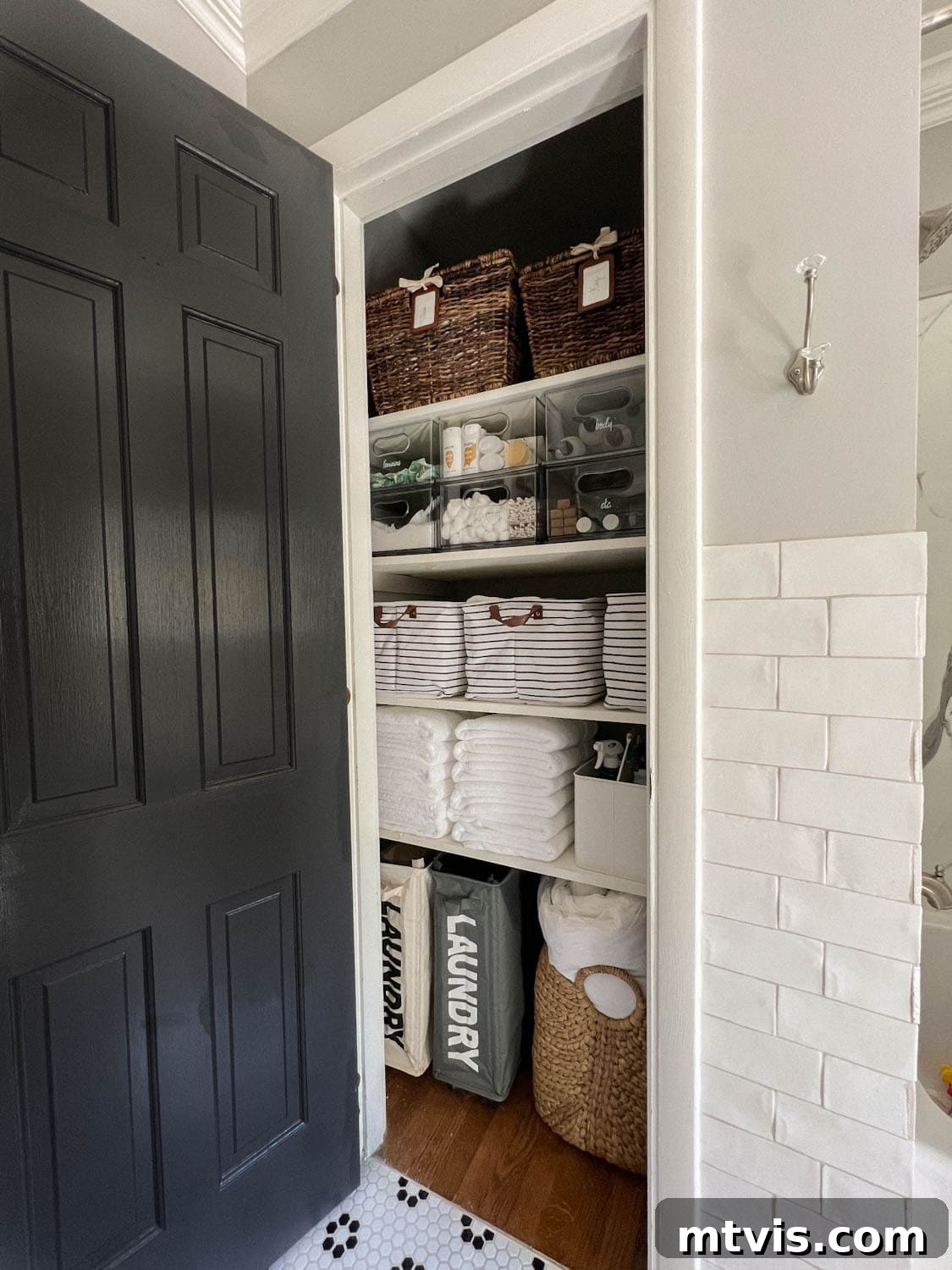 Smart Solutions for a Perfectly Organized Linen Closet 5 small bathroom linen closet that is neatly organized