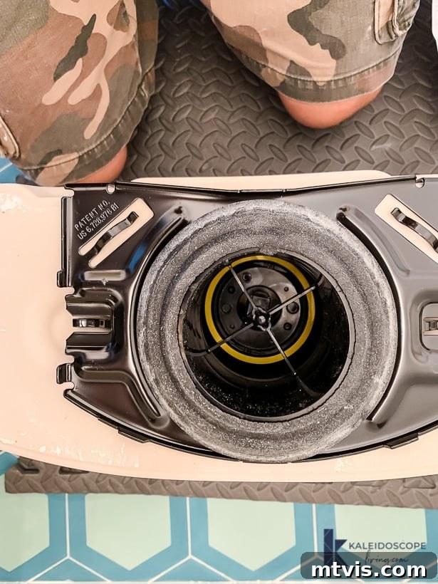 installing toilet tank to bowl