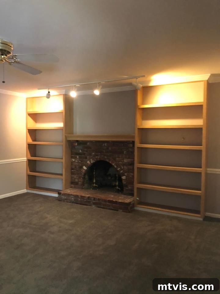 Designer in a Binder: Customer Success Stories 26 Before photo of Rachel's dated family room