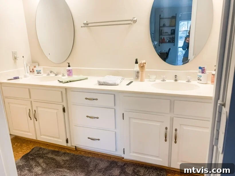 Designer in a Binder: Customer Success Stories 28 boring builder-grade bathroom before using Designer in a Binder