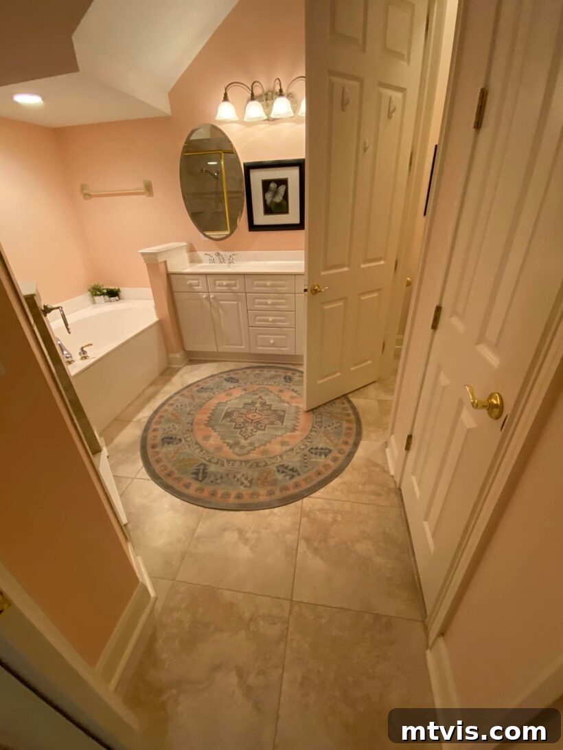 Designer in a Binder: Customer Success Stories 32 Before photo of Valerie's bathroom