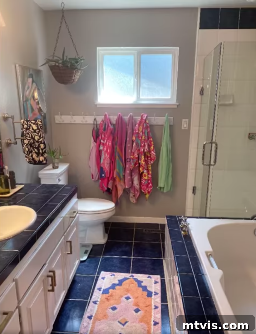 Designer in a Binder: Customer Success Stories 36 Before photo of Karen's plain bathroom
