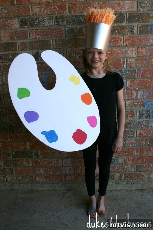 DIY paint brush and palette costume