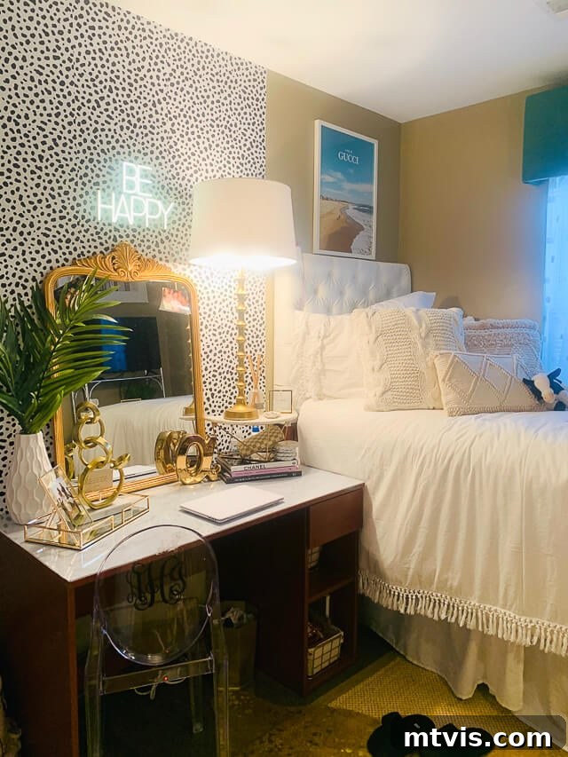 Small Dorm Big Space Smart Hacks 5 img 55371 4